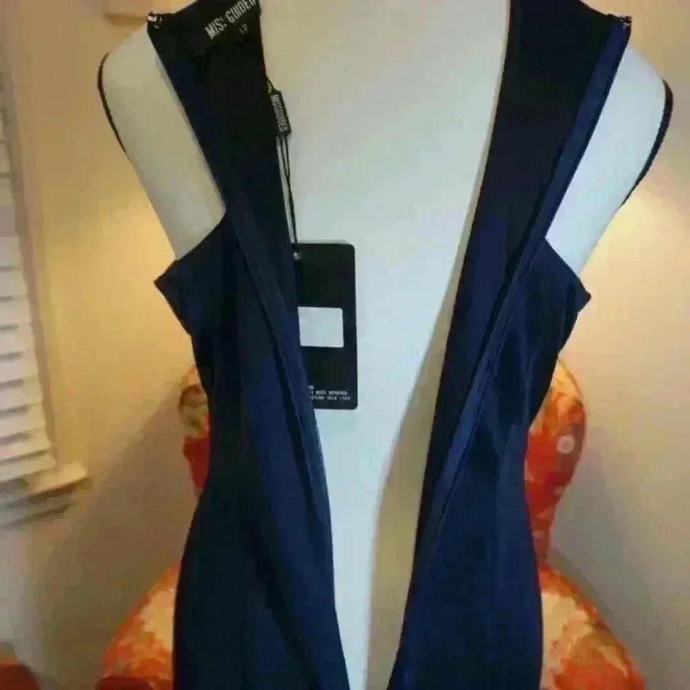 NWT Misguided Racer Neck Floor-Length Evening Gown, US 8 - Picture 11 of 15